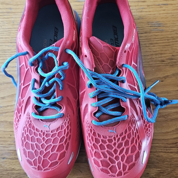 Mens Puma "Spiderman " Joggers - Picture 1 of 4